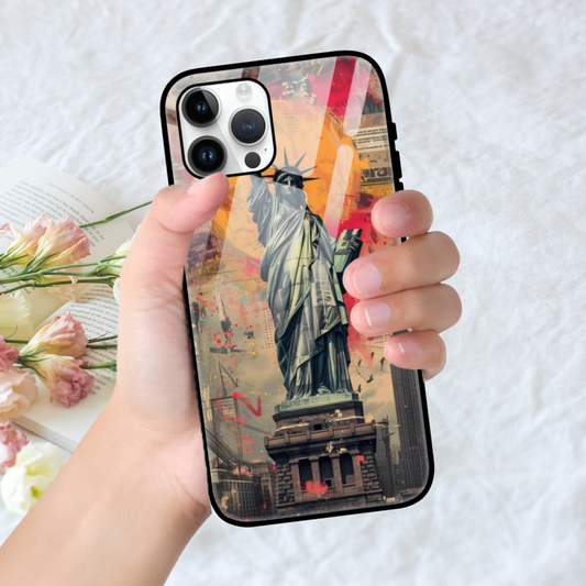 Statue of Liberty Artistic Phone Case - Sleek NYC Design